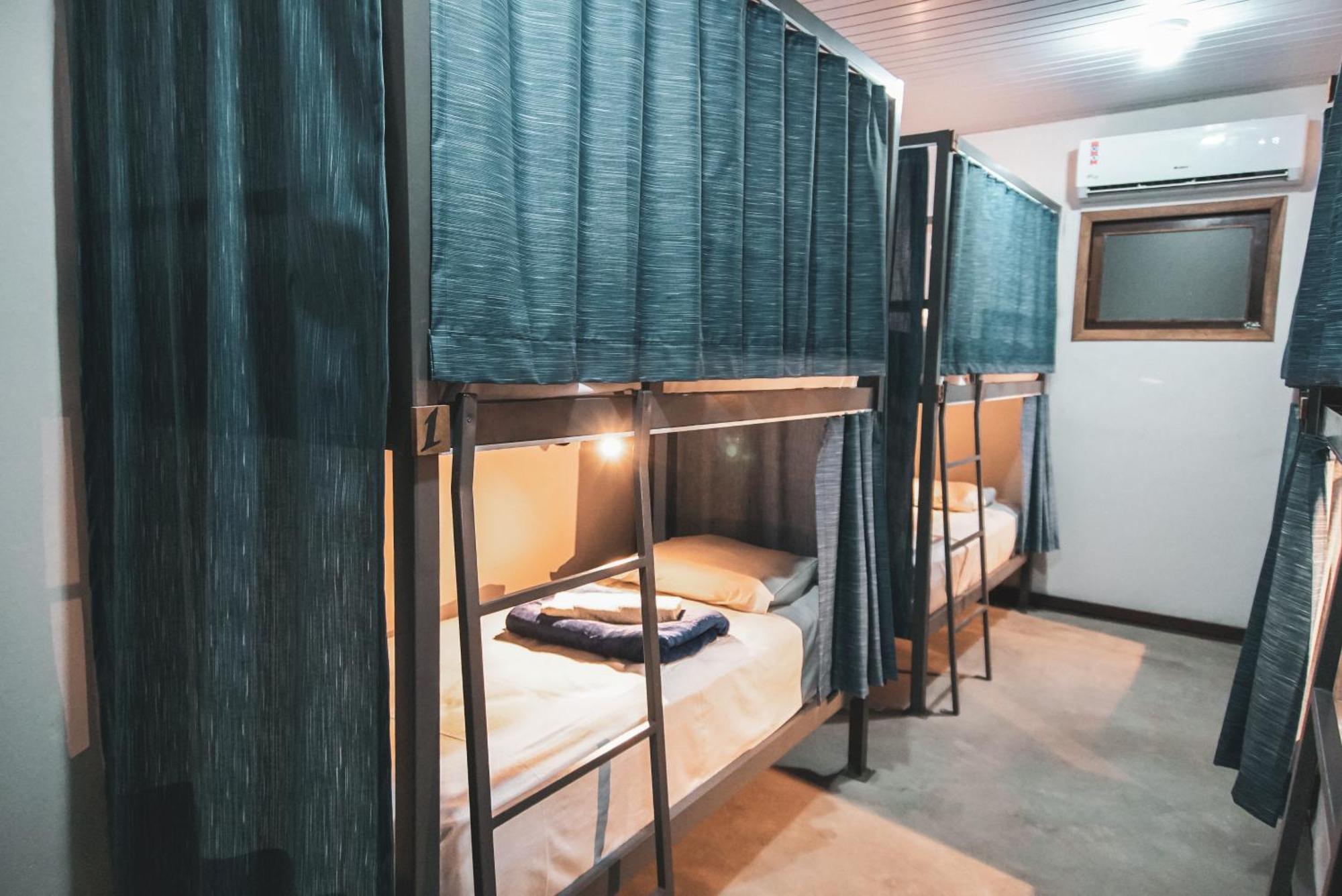 Local Hostel ノボ・アイロン エクステリア 写真
